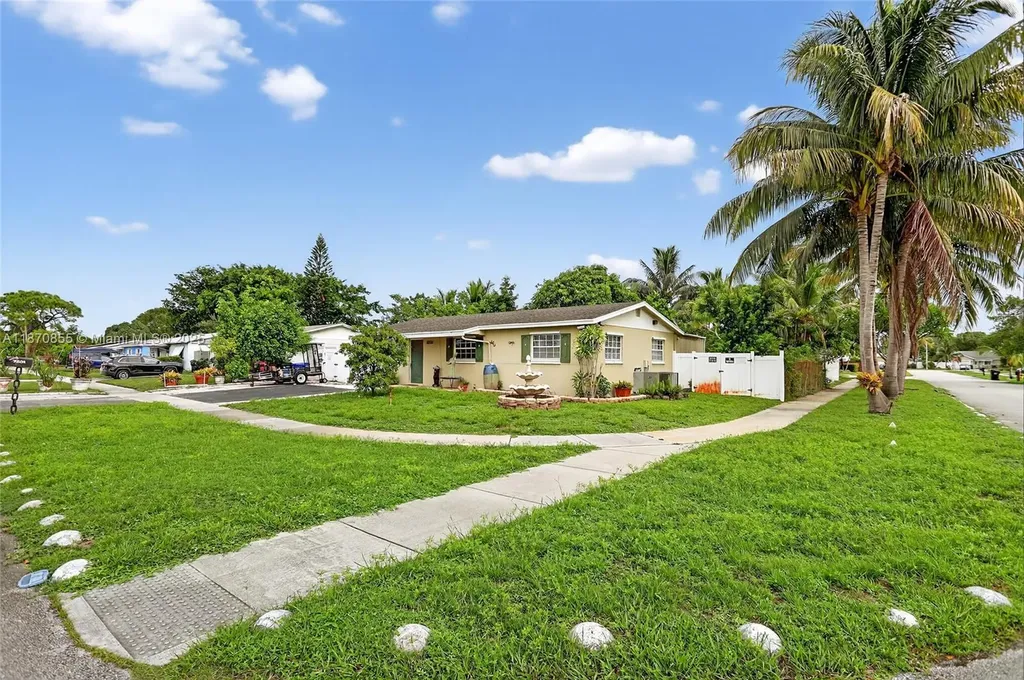 7201 SW 4th Court North Lauderdale FL 33068