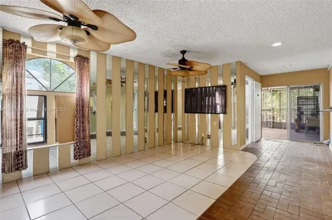 7201 SW 4th Court North Lauderdale FL 33068