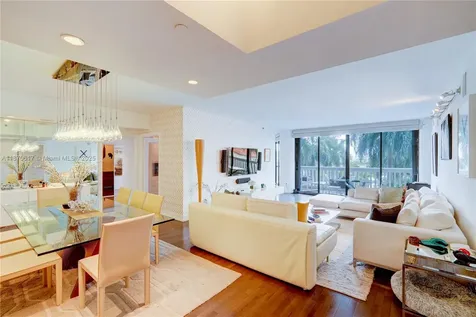 2000 Island Boulevard Aventura FL 33160
