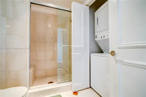 2000 Island Boulevard Aventura FL 33160
