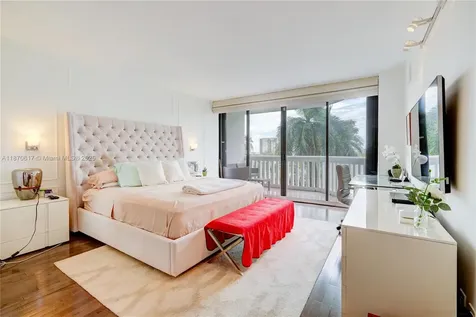 2000 Island Boulevard Aventura FL 33160