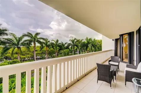 2000 Island Boulevard Aventura FL 33160