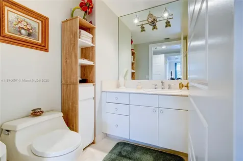 2000 Island Boulevard Aventura FL 33160