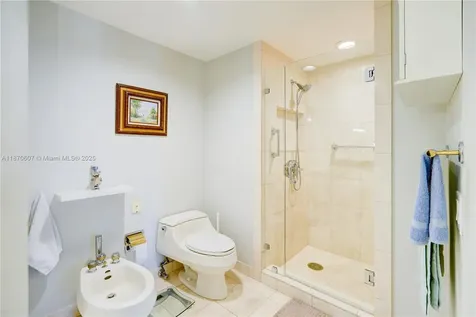 2000 Island Boulevard Aventura FL 33160