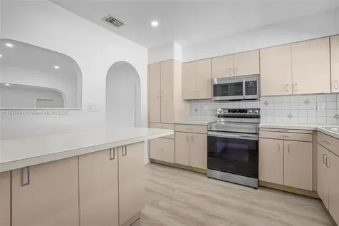 9035 SW 198th Terrace Cutler Bay FL 33157