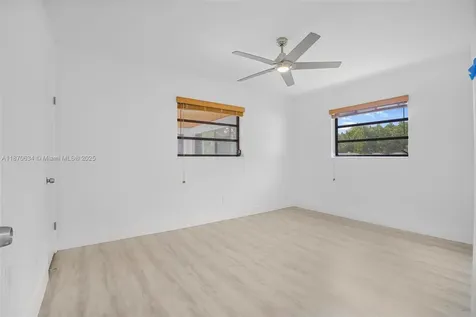 9035 SW 198th Terrace Cutler Bay FL 33157