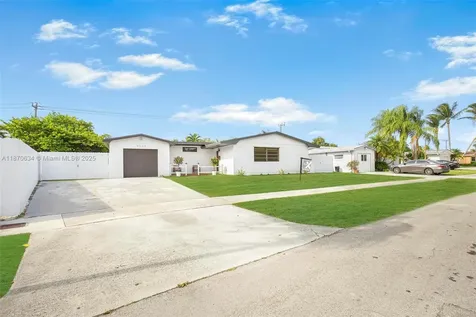 9035 SW 198th Terrace Cutler Bay FL 33157