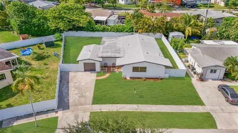 9035 SW 198th Terrace Cutler Bay FL 33157