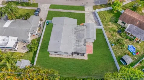 9035 SW 198th Terrace Cutler Bay FL 33157