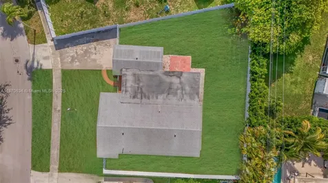 9035 SW 198th Terrace Cutler Bay FL 33157