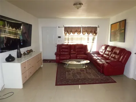 1321 NW 72nd Street Miami FL 33147