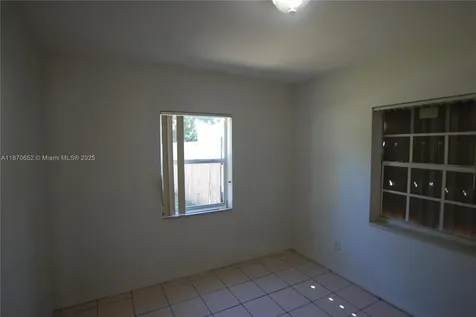 1801 NE 176th Street North Miami Beach FL 33162