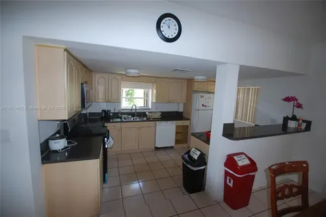 1801 NE 176th Street North Miami Beach FL 33162