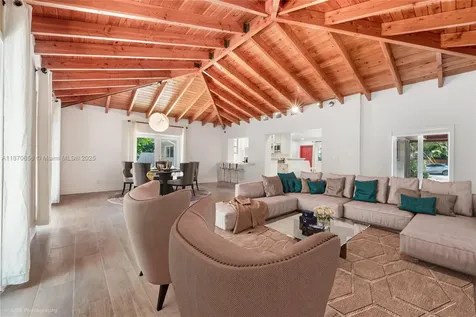 8015 SW 63rd Place Miami FL 33143
