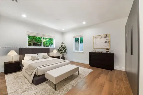 8015 SW 63rd Place Miami FL 33143