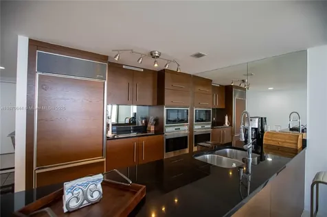 475 Brickell Avenue Miami FL 33131