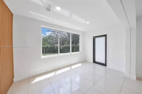5291 SW 5th Street Miami FL 33134