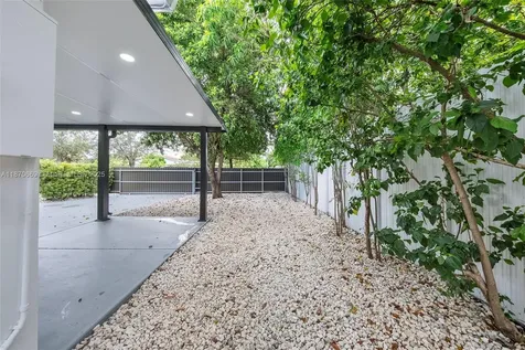 5291 SW 5th Street Miami FL 33134