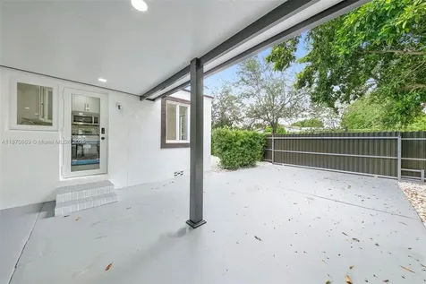 5291 SW 5th Street Miami FL 33134