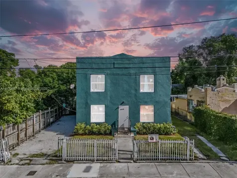 1075 NW 30th Street Miami FL 33127