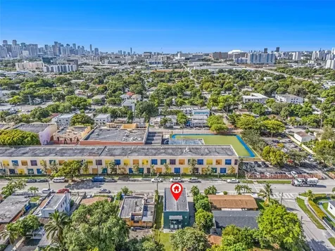 1075 NW 30th Street Miami FL 33127