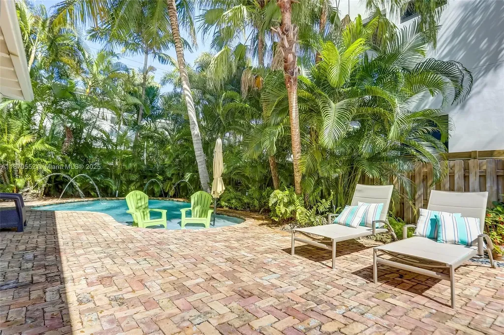 1625 NE 4th Place Fort Lauderdale FL 33301