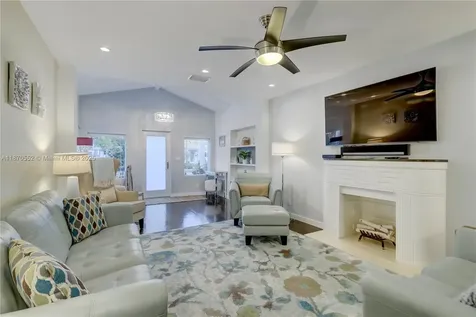 1625 NE 4th Place Fort Lauderdale FL 33301