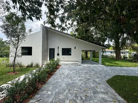 929 NW 60th Street Miami FL 33127