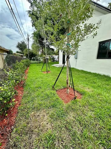 929 NW 60th Street Miami FL 33127