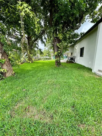 929 NW 60th Street Miami FL 33127