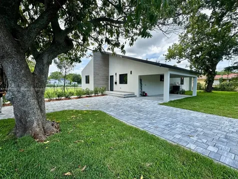 929 NW 60th Street Miami FL 33127