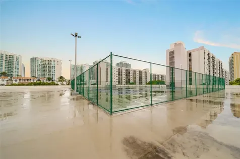 17021 N Bay Road Sunny Isles Beach FL 33160