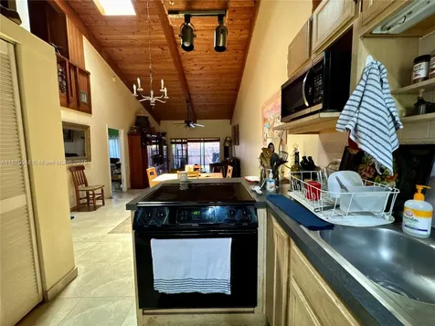 13527 SW 101st Lane Miami FL 33186