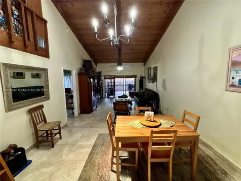 13527 SW 101st Lane Miami FL 33186