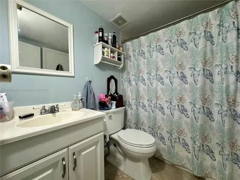 13527 SW 101st Lane Miami FL 33186