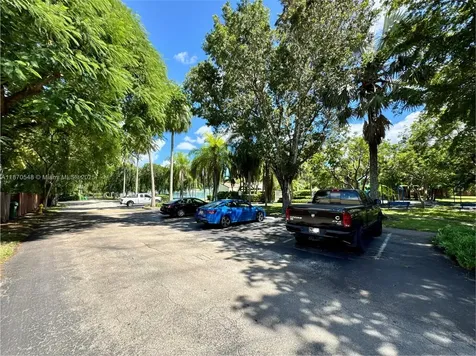13527 SW 101st Lane Miami FL 33186