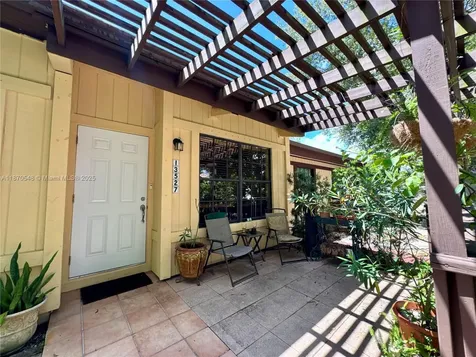 13527 SW 101st Lane Miami FL 33186