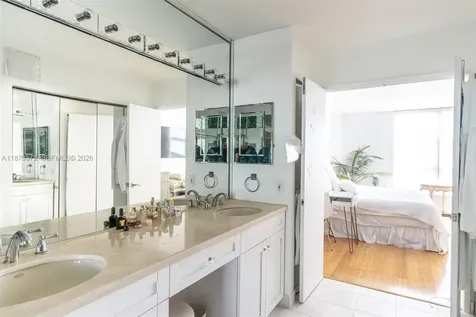 19101 NE 36th Court Aventura FL 33180