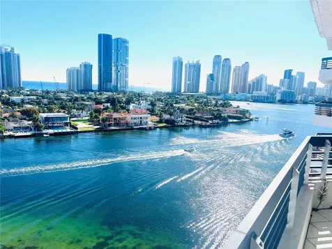 19101 NE 36th Court Aventura FL 33180