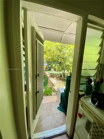 1512 SW 14th Terrace Miami FL 33145