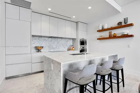 5775 Collins Avenue Miami Beach FL 33140