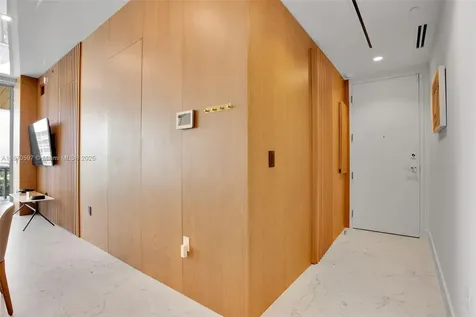 5775 Collins Avenue Miami Beach FL 33140