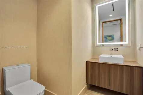 5775 Collins Avenue Miami Beach FL 33140