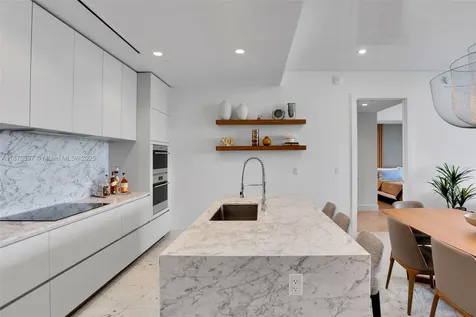 5775 Collins Avenue Miami Beach FL 33140