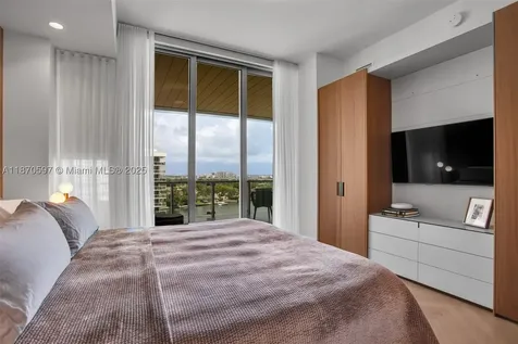 5775 Collins Avenue Miami Beach FL 33140
