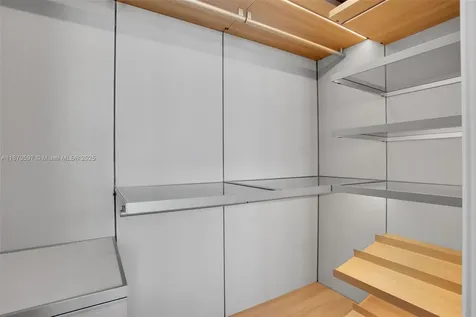 5775 Collins Avenue Miami Beach FL 33140