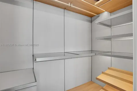 5775 Collins Avenue Miami Beach FL 33140