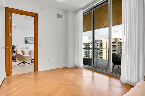 5775 Collins Avenue Miami Beach FL 33140