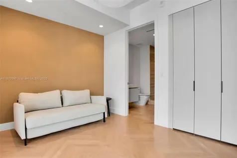 5775 Collins Avenue Miami Beach FL 33140