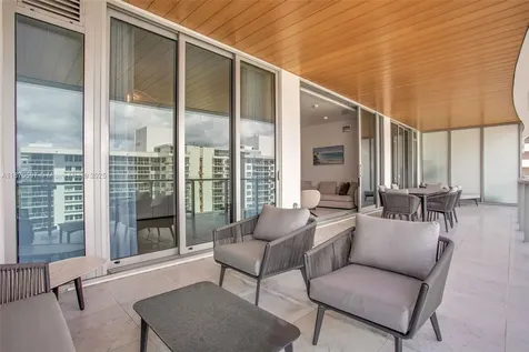5775 Collins Avenue Miami Beach FL 33140